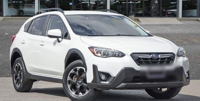 White SUV available at Canada Auto Financing, ready for financing