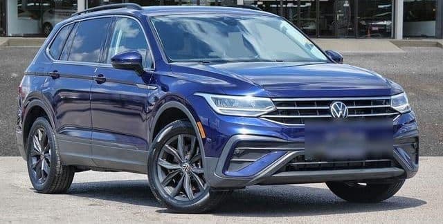 Blue SUV in the Canada Auto Financing indoor inventory